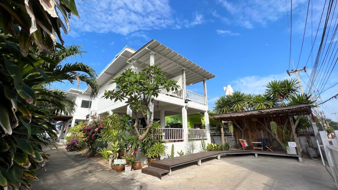 Appartement Sawaddeethaweesuk At Kohlarn Extérieur photo