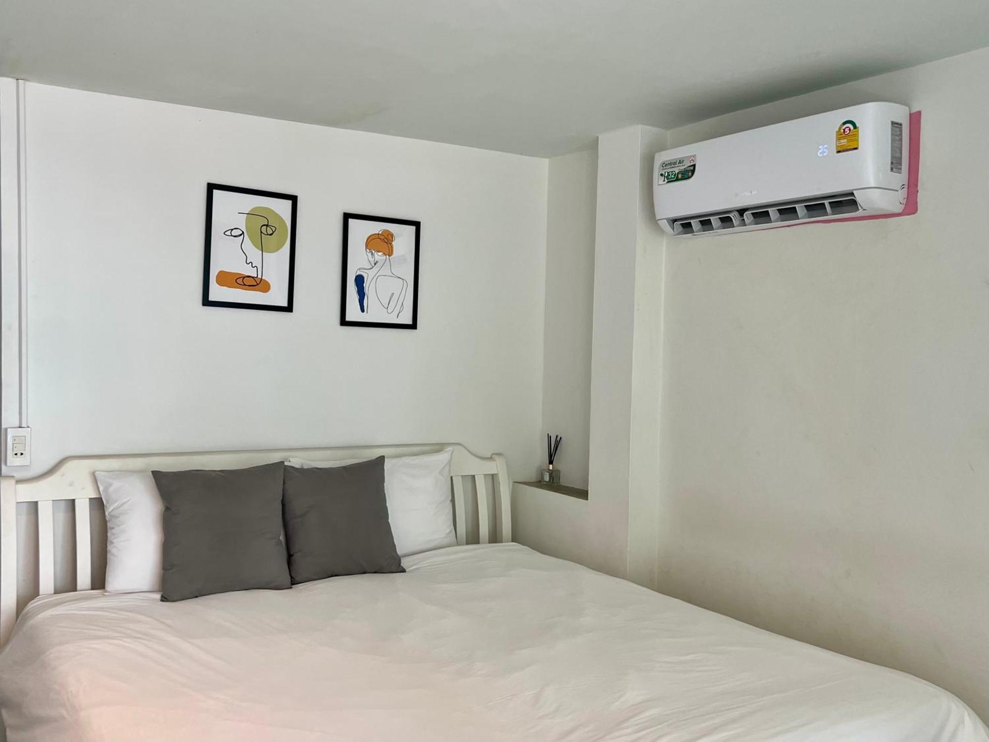 Appartement Sawaddeethaweesuk At Kohlarn Chambre photo