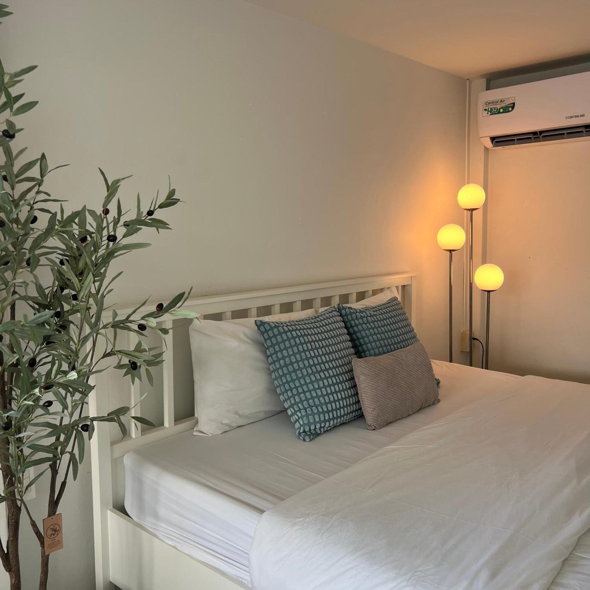 Appartement Sawaddeethaweesuk At Kohlarn Chambre photo